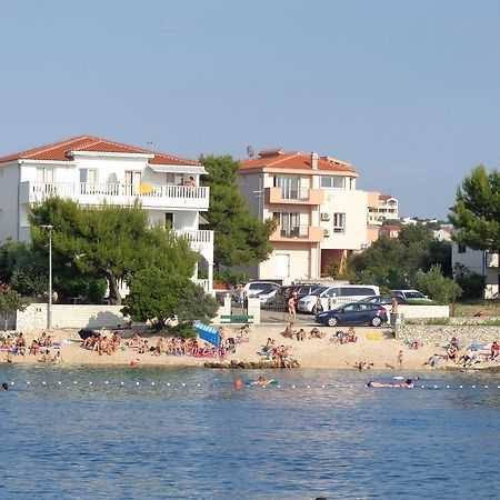 רוגוזניצה Villa Palas Apartments מראה חיצוני תמונה