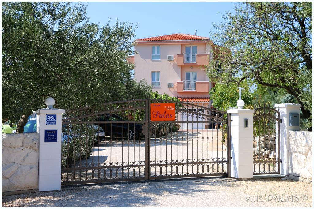 רוגוזניצה Villa Palas Apartments מראה חיצוני תמונה