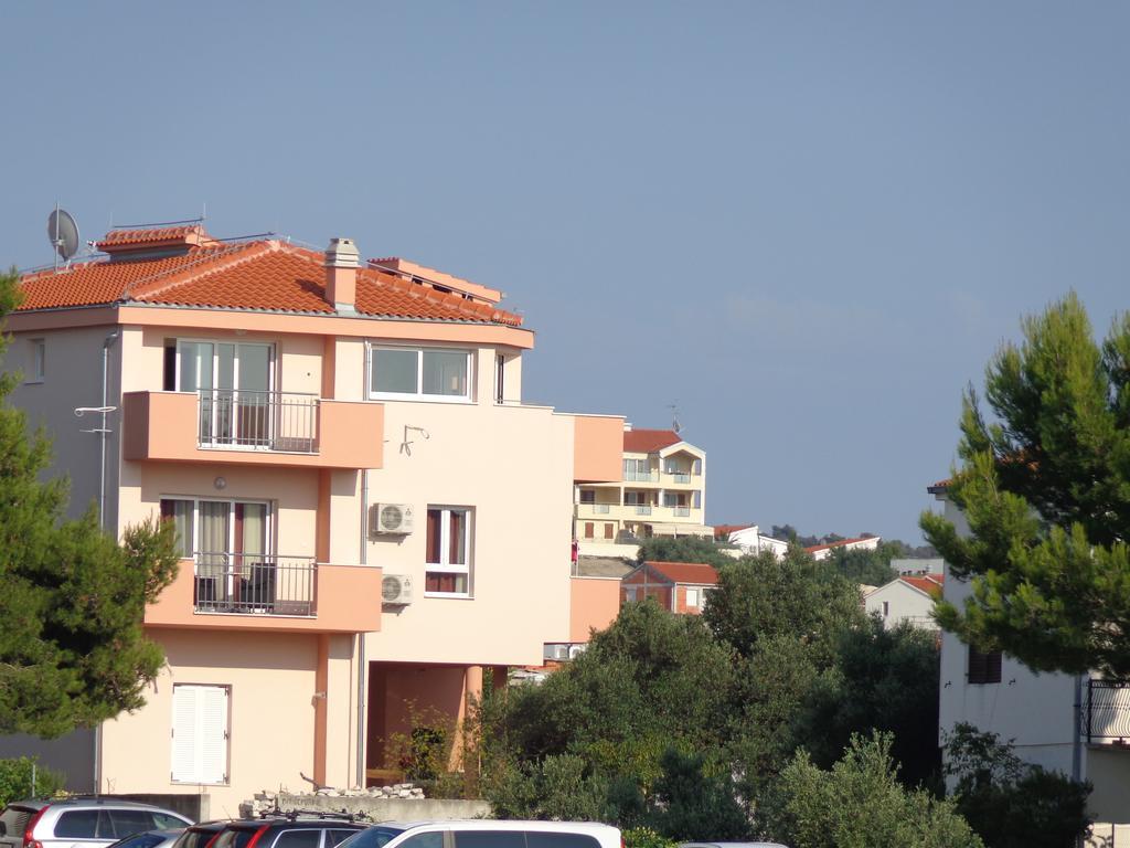 רוגוזניצה Villa Palas Apartments מראה חיצוני תמונה
